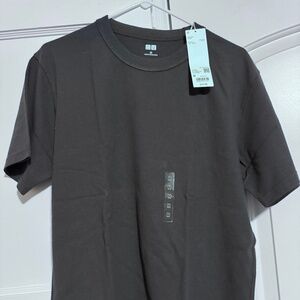 Uniqlo Gray 100% cotton T-shirt